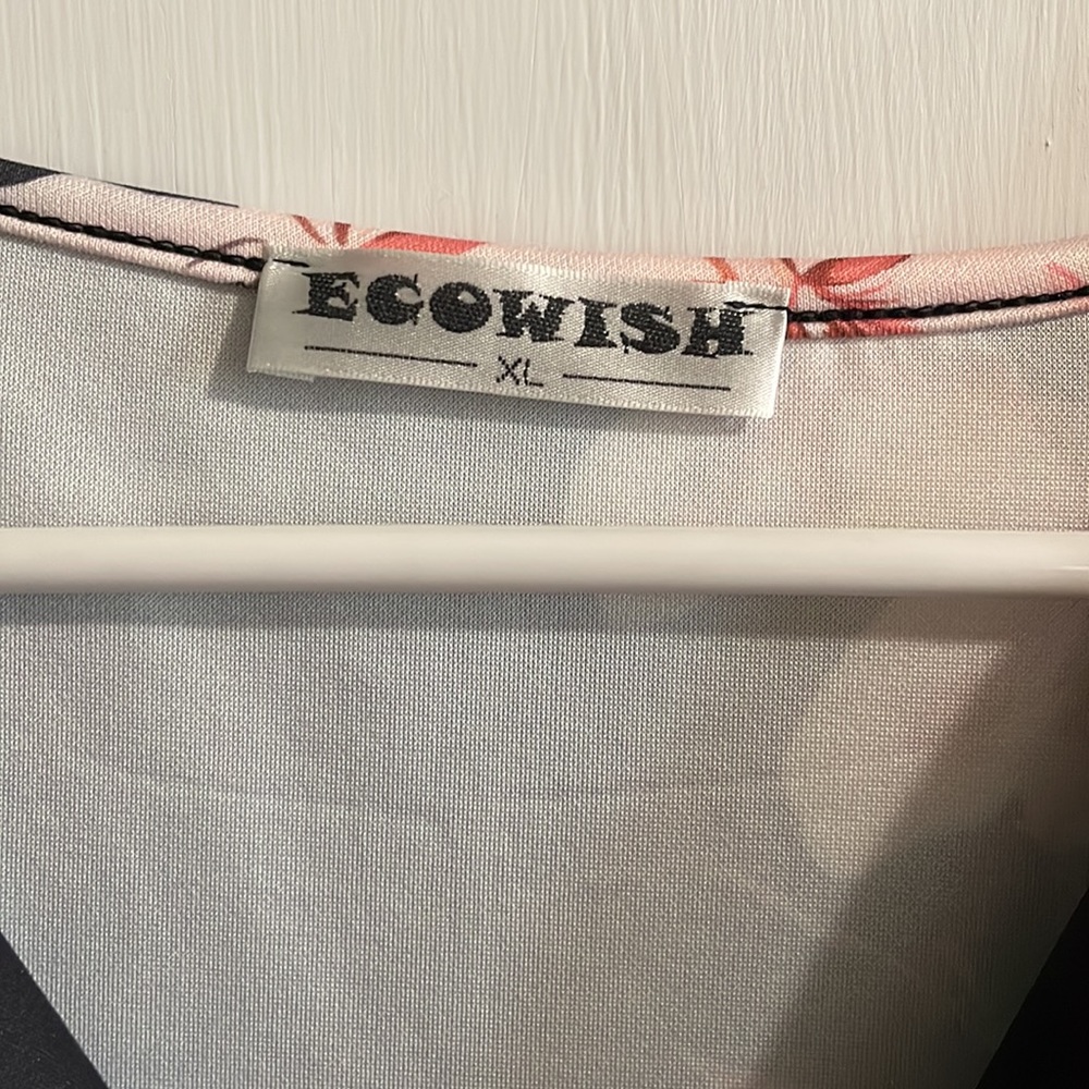 Amazon Ecowish Dress - Picture 2 of 5